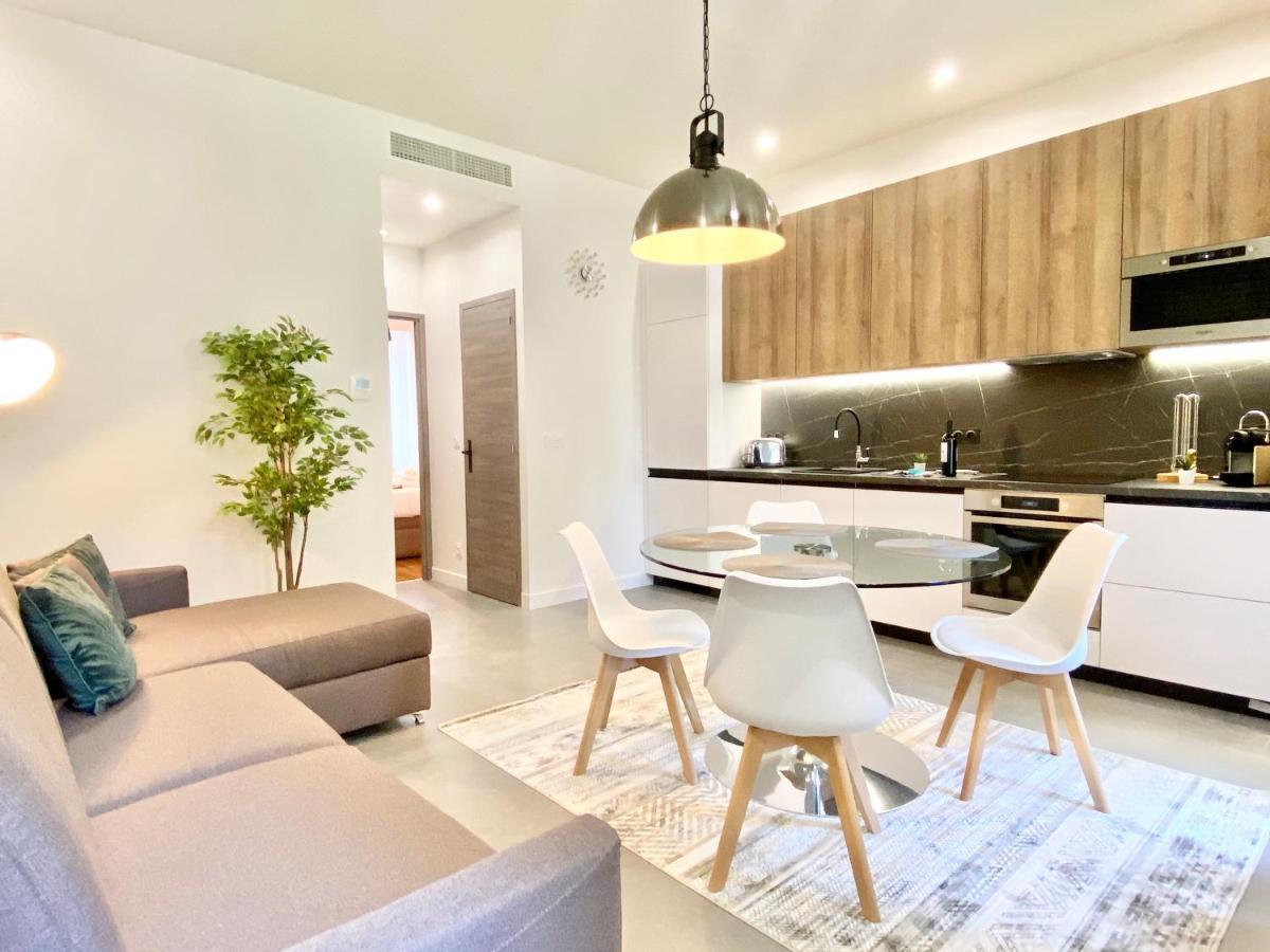 Maxim - Easy Home Booking Nisa Exterior foto