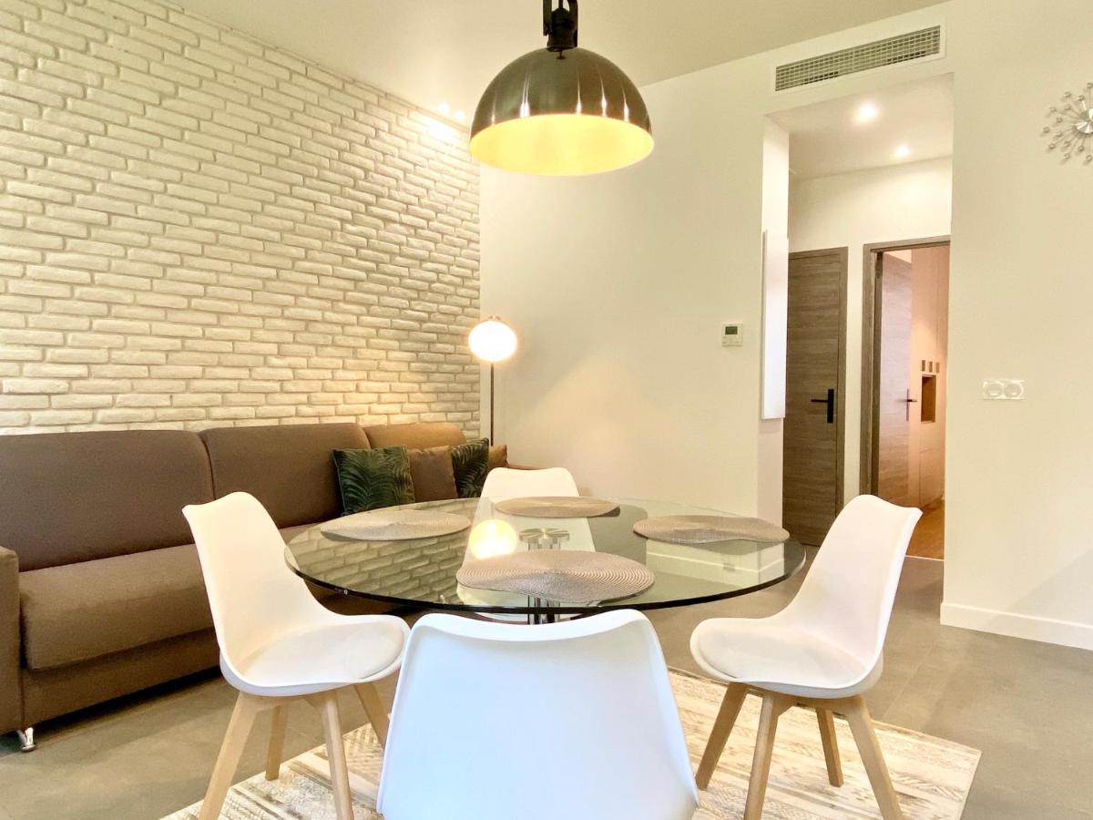 Maxim - Easy Home Booking Nisa Exterior foto